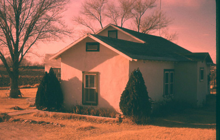 1950s_AdronGladysHouseSideView