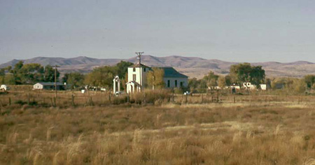 1965_10_00_ChurchSeenFromAdronPlaceInGila