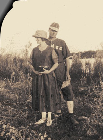 1920s_AdronAndGladys Young