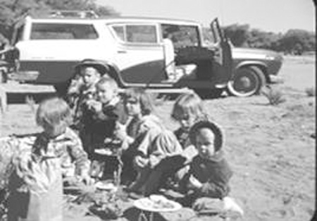 1960_00_00_BumgarnerHilleyKidsPicnic