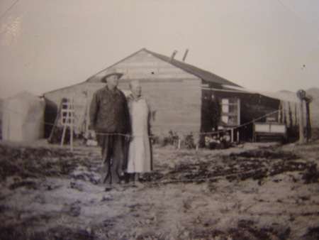 1933_BumgarnersHomestead30MiSoOfAnimasNearCloverdale_001