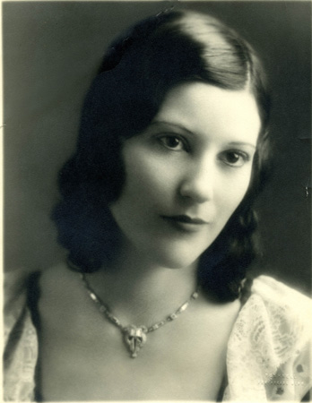 1923ish_MaeBumgarner