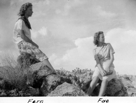 1940s_FaeAndFriendFern_TortugasMtn_4