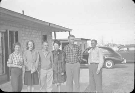 1940s_Late-GrandparentsBumFaeTedTwin
